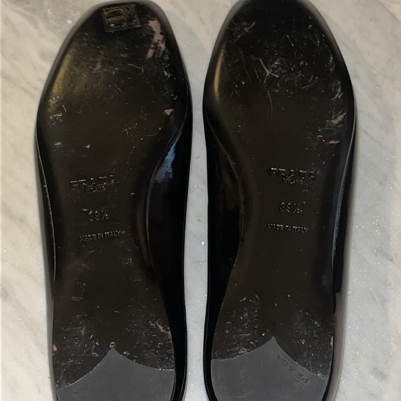 Prada Black Patent Leather Loafer Flats 39.5 - Picture 10 of 11